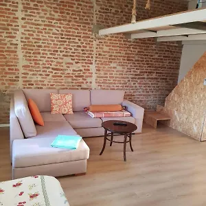 Yes2 Apartment Tirana
